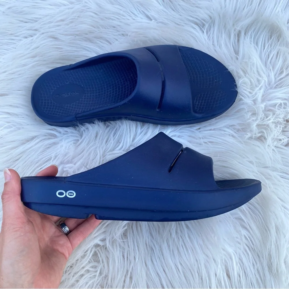 Oofos Navy Slide Sandals womens 9 - Picture 1 of 9
